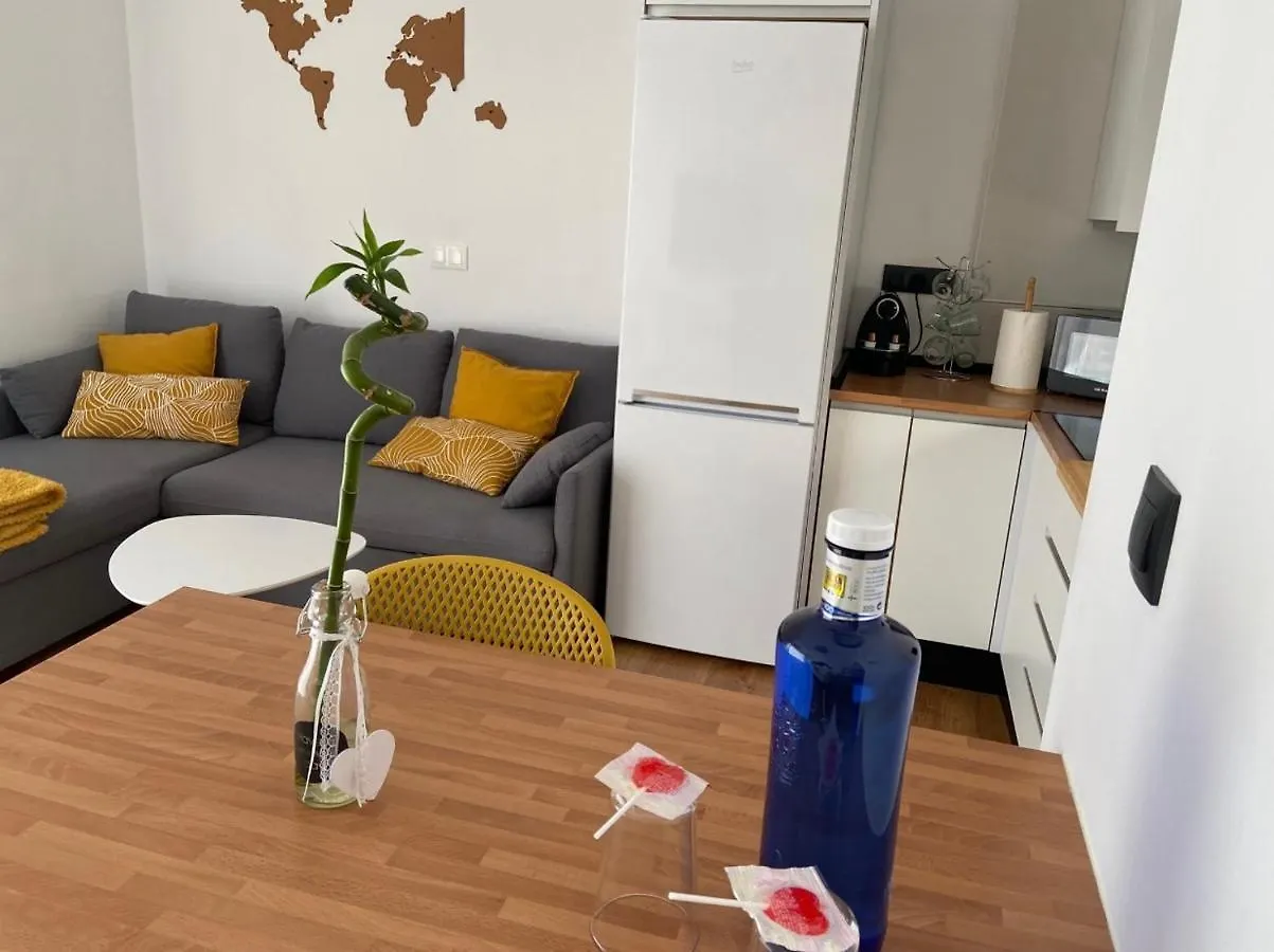 Precioso Apartamento, Luminoso, Equipado Torre de Benagalbοn 0*,  Ισπανία